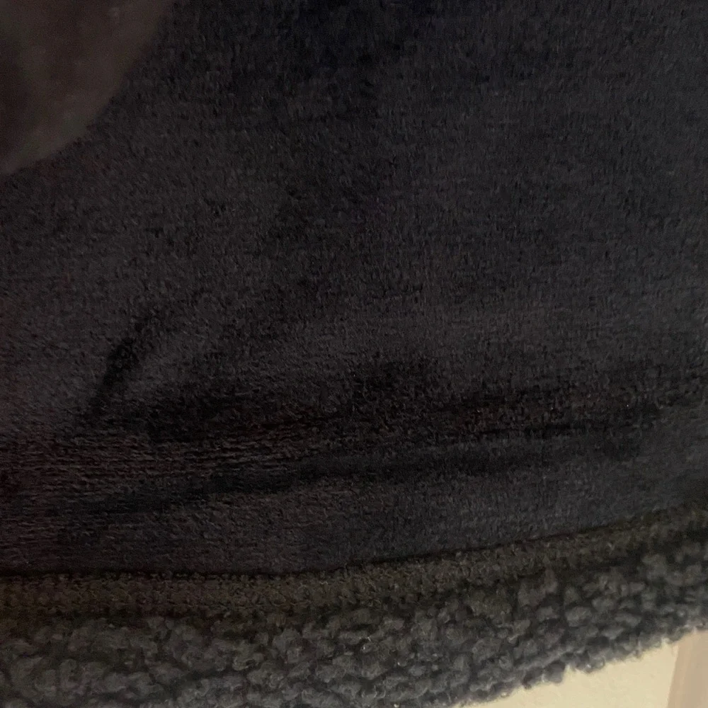 Lilly Pulitzer Black Noir Wallen Sherpa Pullover - Picture 6 of 8